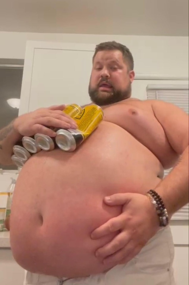 thatonebigchub:Daddy made me chug 5 pints of beer today. He’s trying to make me an obese alcoholic. 