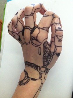 justamus:  savedchicken:  boop  Reblogging for anyone watching who might be interested in amazing robot cosplay hands. Or tattoos.  ooh I wanna try this now