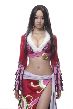 rule34andstuff:  Fictional Characters that I would “wreck”(provided they were non-fictional): Boa Hancock(One Piece). Set II.  