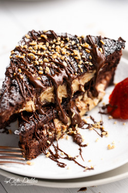 foodiebliss:  Peanut Butter Cheesecake Stuffed Chocolate Brownie French ToastsSource: Cafe Delites