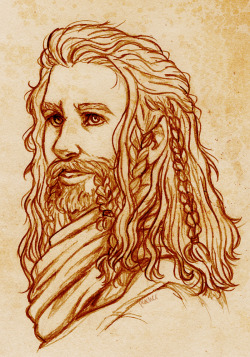 smuttypeaches:  tried my hand at realism, and of course fili was the subject. dean o’gorman is too pretty not to try drawing at least once (i plan to again in the future c;) 