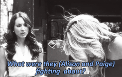 lair-du-vent:  Alison DiLaurentis being way too much protective of Emily Fields. 