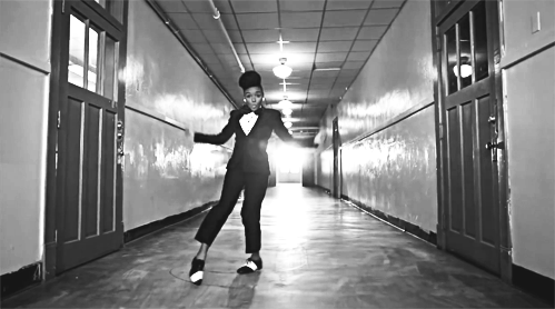 greypoppies:  Janelle Monáe dancing in the Tightrope video (x)