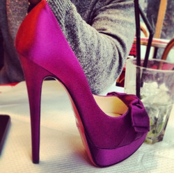 Lifeofisabelcf:  Omg! Someone Buy Me These!!  Isabel, I Was Just Showing A Friend