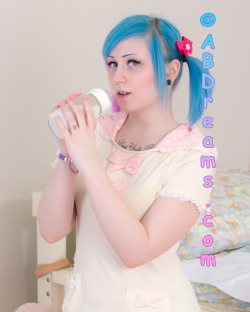 candyabdl:  Sneak peek from my first set for @abdreams! 🍼 You can see the rest at www.ABDreams.com 🎀 