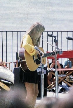 soundsof71: Joni Mitchell at the Big Sur Folk Festival, 1968, by Sulfiati Magnuson. (You’ll often see this photo, and others from 1968, associated with the 1971 film Celebration At Big Sur, but nope. The movie is from the 1969 fest. You can tell them
