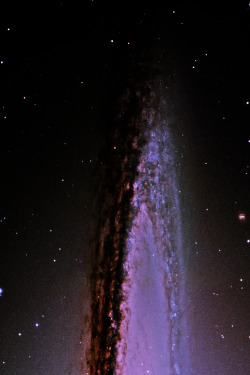 infinity-imagined:  The Sombrero Galaxy   This is my favorite galaxy