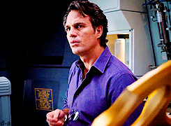 sixsmithyouass:  1/7 Outfits ➝ Bruce’s purple shirt of sex  I&hellip; really like that shirt&hellip; 