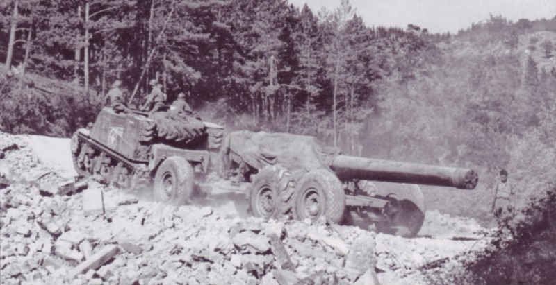 Буксировщик 203 мм орудия 