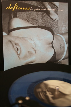 ch2-chr:  Deftones // Be Quiet And Drive (Far Away) / 1998 (Blue Transparent) / W045 