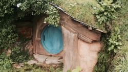 becauselotr: I don’t believe there is a single person in the world who wouldn’t live in Hobbiton if given the opportunity 