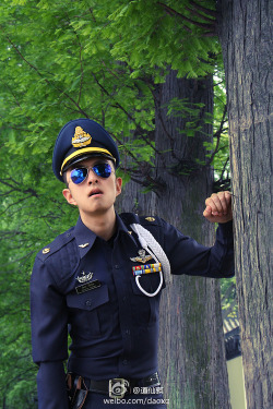 Unfriendly Policeman! haha&hellip;