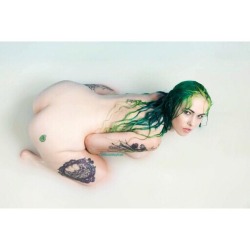 I really wanna re colour my booty tattoo from blue to green but is it possible? 