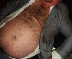 bigrock:  DRUNK BEER BELLY  Submitted by a fan. I’d be rubbing my belly against that big beer gut