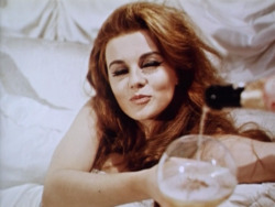 Lafilledepaille:  Ann-Margret In “The Swinger” (1966)