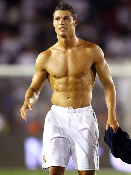 Porn hotmusclejocks:  Cristiano Ronaldo http://hotmusclejockguys.blogspot.com/2014/06/cristiano-ronaldo.html photos