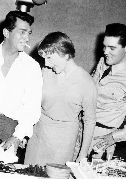 pettyswildflower:  Dean Martin, Shirley MacLaine and Elvis Presley celebrate Dean’s 43rd birthday on the set of All In A Night’s Work (1960) 