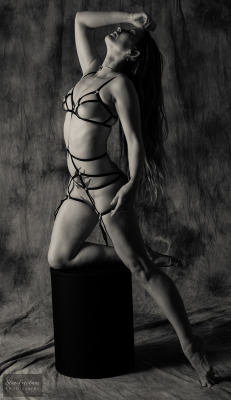 stanfreedmanphoto:  Mary Celeste - Fetish Outfit #2Stan Freedman PhotographyModel - Mary Celeste   @celestialcreature