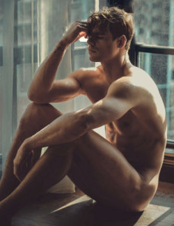 modelo-masculino:  Giovanni Bonamy
