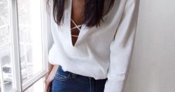 Just Pinned to Outfits with Denim Jeans that I really like: classy-lovely: Blouse Blue Jeans http://ift.tt/2iegcOF