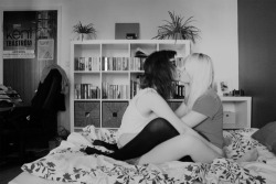 the-inspired-lesbian:  Love and Lesbians