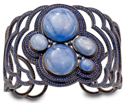 ufansius:Gold Blue Vibration cuff, set with sapphires and star sapphires - Solange Azagury-Partridge