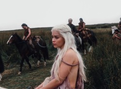 queensofmereen:  this pic is like so aesthetic it doesn’t look like it’s from got 