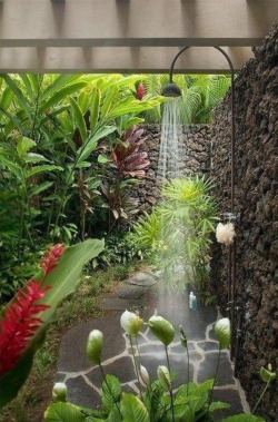 alwayssaltymiracle:  Tropical Nature Bathing Delight