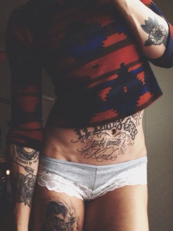 emiljah:  Instagram = moongodddess Tummy tattoo goodness
