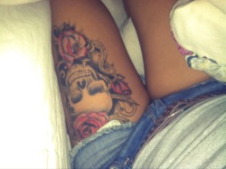 i love my thigh tatt