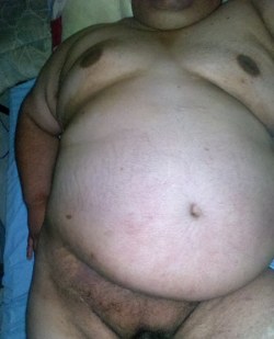 sumoboy69:  cbdlover573:  Big soft sexy   So should be in my bed.