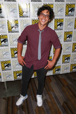 the100-news:LQ |  Bob Morley attends The 100 press conference at ComicCon International 2017 on July 21 2017 in San Diego California  