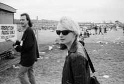 dlbia:   Thom Yorke, Glastonbury 1994 | by Steve Double 