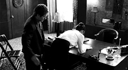 dexcorazonada: James Spader &amp; Maggie Gyllenhaal in Secretary [2002, Shainberg]