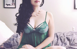 xoxo-beth:My favorite green babydoll. (In another angle.)