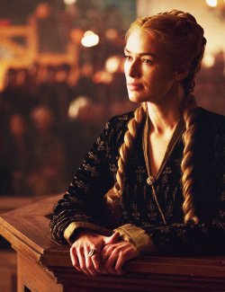 sansalayned-deactivated20141117:  Cersei Lannister in “The Laws of Gods and Men” (s04e06) [x] 