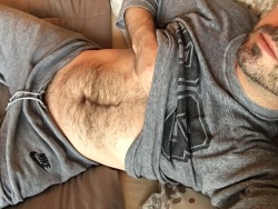 littlesoulking:Tummy rubs would be most welcome right now. 😏