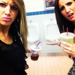 ipstanding:  #taylorswift #red #tour #urinals #womens #washroom #ferrets #gongshownight #loveyou @__cassieleigh by __shiilohh http://bit.ly/11Kceiv