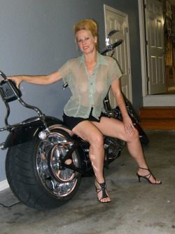 a-dirty-granny:  Unlimited Granny Videos are FREE only HERE   That&rsquo;s a nice bike. But how about if Grandma rides you instead?