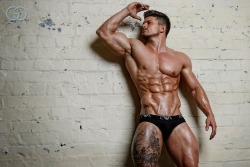 whitepapermuscle:  Tom Coleman