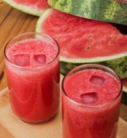 laboratoryequipment:  Watermelon Juice Aids Sore MusclesWatermelon juice’s reputation among athletes is getting scientific support in a new study, which found that juice from the summer favorite fruit can relieve post-exercise muscle soreness. The report