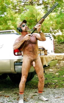 dadchaser63:  …on a hunting trip, Dad posing naked with his socks on for a pic…