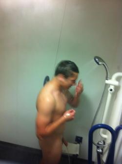 Hornybritguy:  Straight Guy Taking A Shower While Friend Sneaks A Pic Of His Tasty