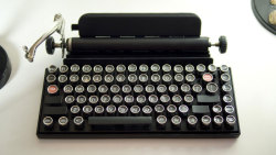 thevintagologist:  broadcastarchive-umd:  This USB Keyboard Will Bring Back The Nostalgic Clicks Of A Vintage Typewriter:  Now you can buy a typewriter-like keypad that connects to your PC or tablet through USB. This vintage-style modern keyboard, called