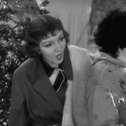 nitratediva:  Claudette Colbert in It Happened One Night (1934). 