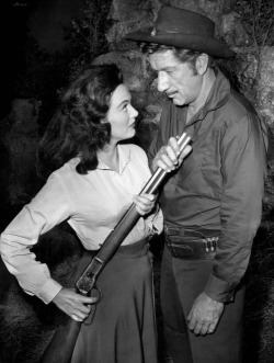 Patricia Medina &amp; Richard Boone - Have Gun Will Travel, 1960.