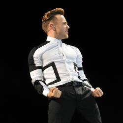 worldboxer:  Olly Murs 