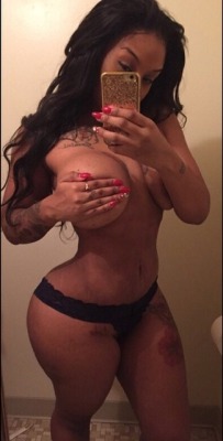 wobblies-and-puzzles:  munnyb:  gurillaboythamane:  maceleven:  @kakey_  SEXY BAD BITCH  FOLLOW ME. *munnyb*  Wiggly Wobblies &amp; Private Puzzles