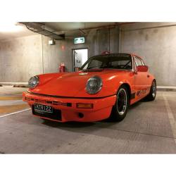 pipeboy:  Cruisin’ wit @kurtytrace in his 1976 Porsche 911S 🔥💯🔥 #porsche #911s