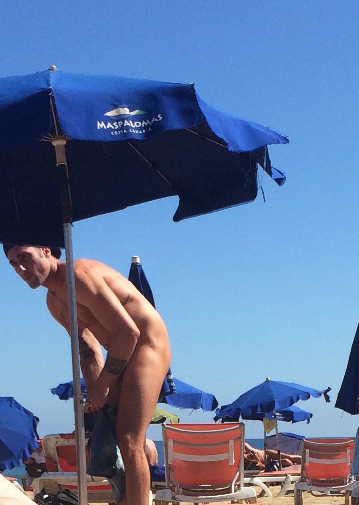 pervyellowfox:  Hot guy at Gran Canaria Maspalomas gay beach   &lt;     100%